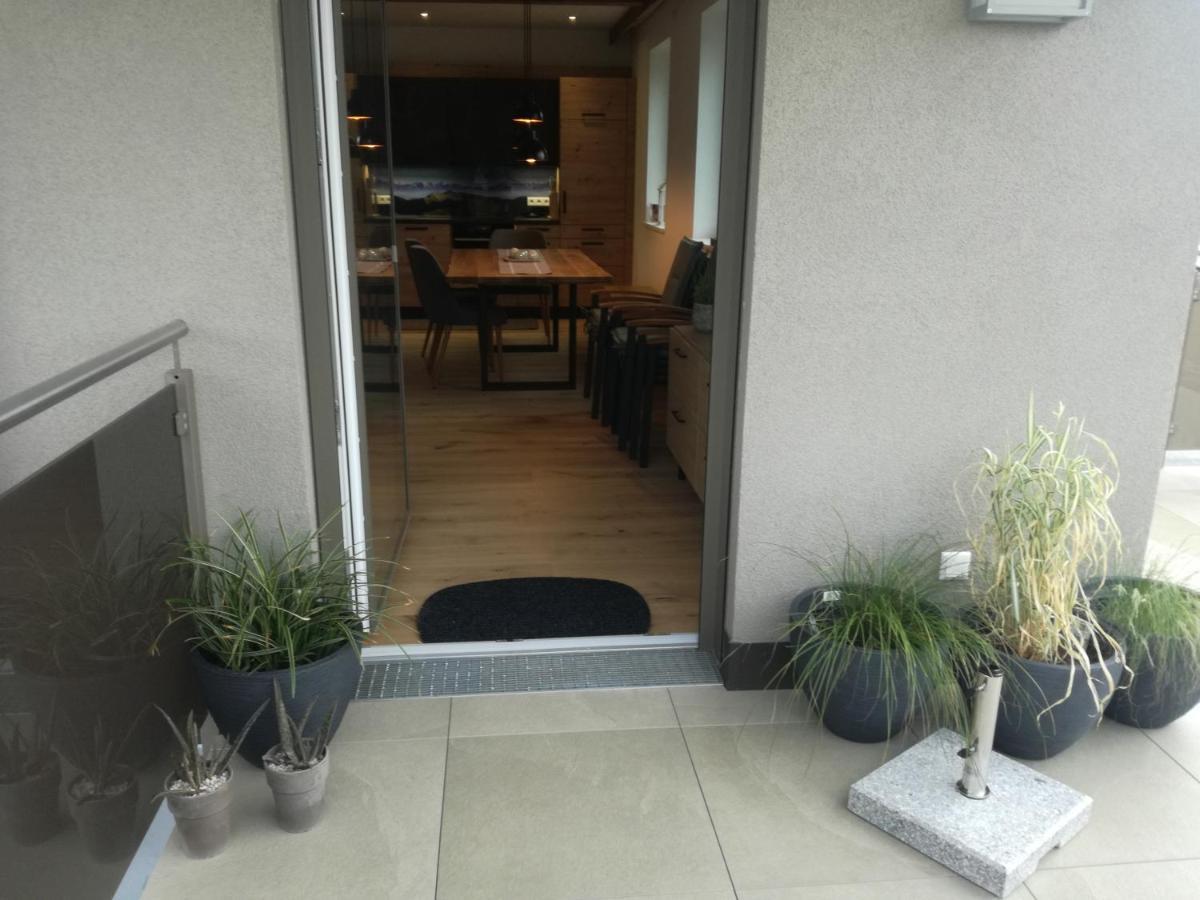Appartement Ferienwohnung Bergahorn Groebming Grobming Bagian luar foto